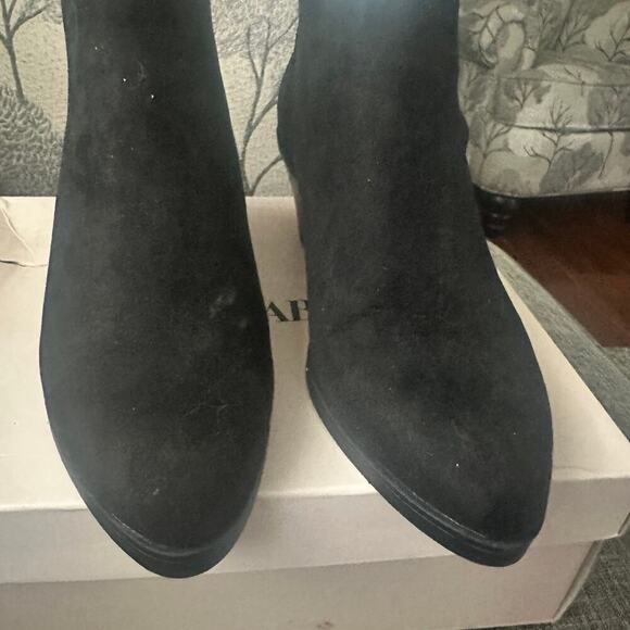 JustFab Women’s suede look black booties, zipper back - Picture 4 of 6